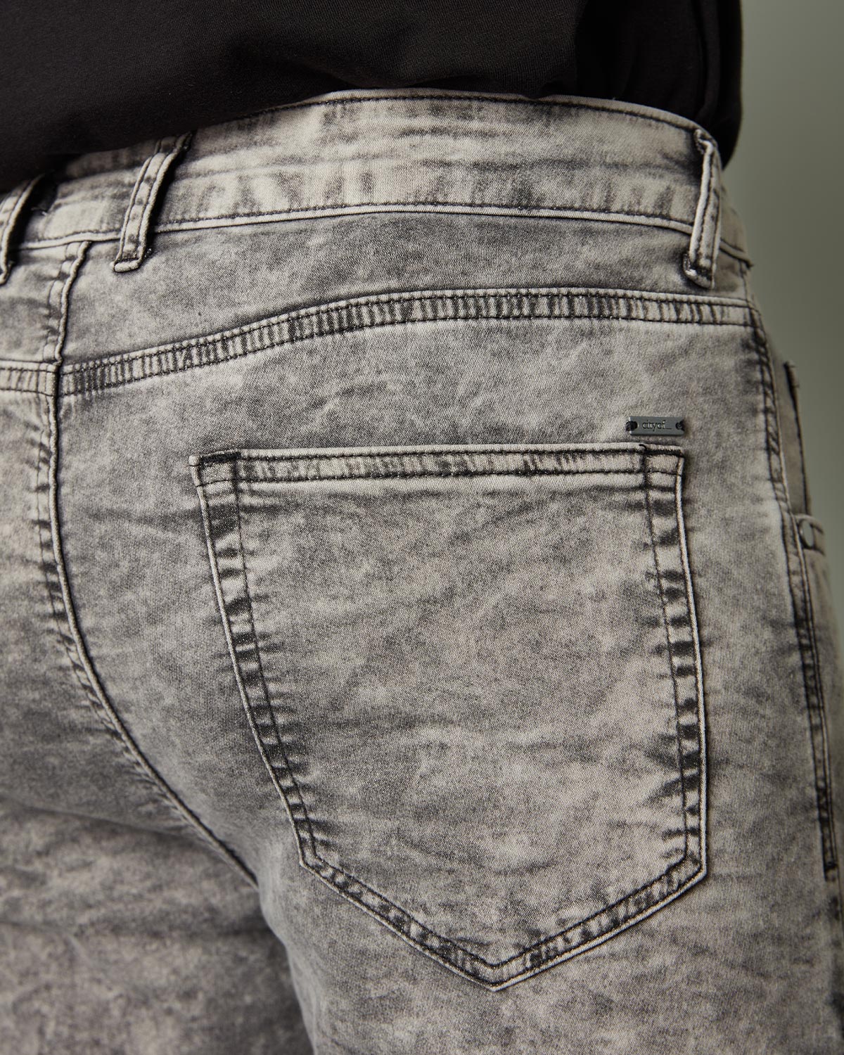 cityof_ - Cloud Wash Slim Jeans