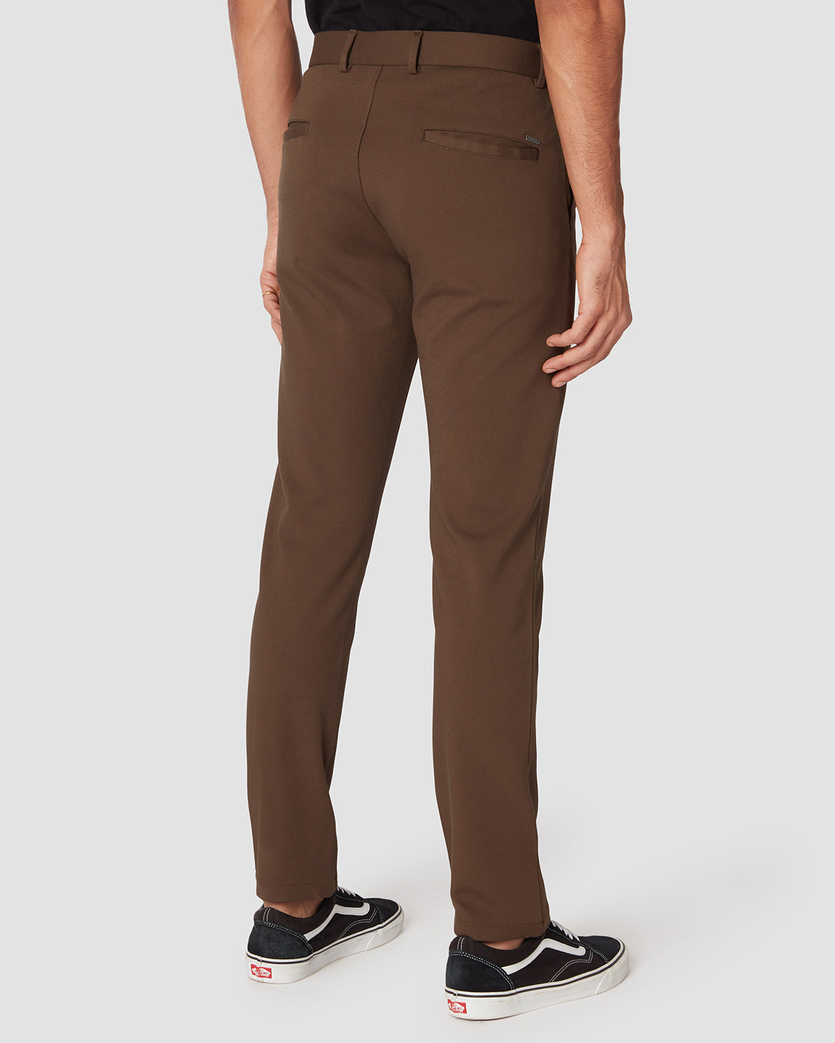 cityof_ - Dynamic 4-Way Stretch Knit Pants - Brown